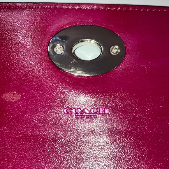 Coach Burgundy leather Snake Print wallet with turnlock closure silver h… - Picture 4 of 12